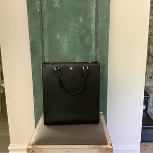 Brand new Tory Burch Blake Tote